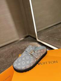 Picture of Louis Vuitton Slippers _SKULVsz35-41mnf0309591